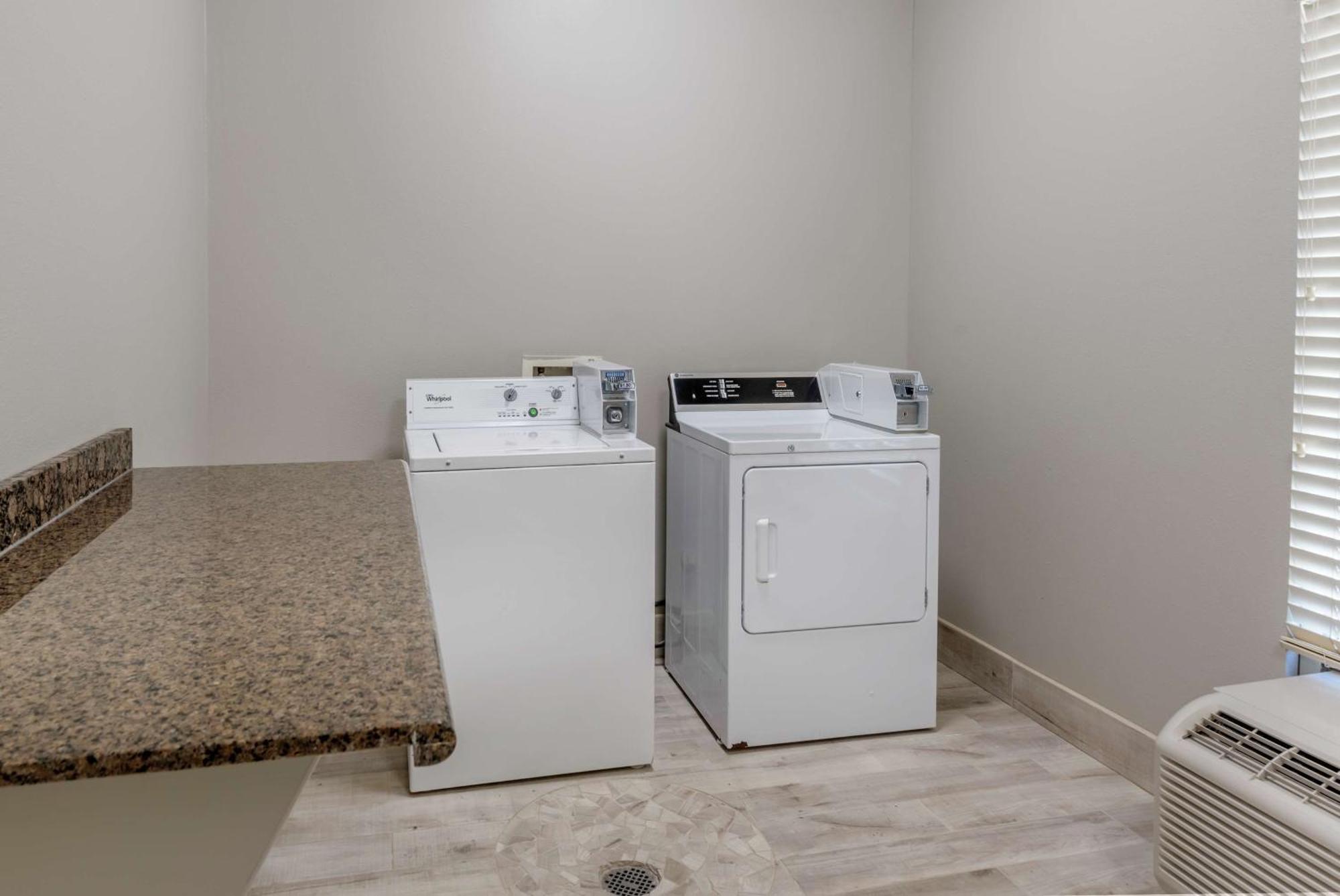 Hampton Inn Brownwood Buitenkant foto