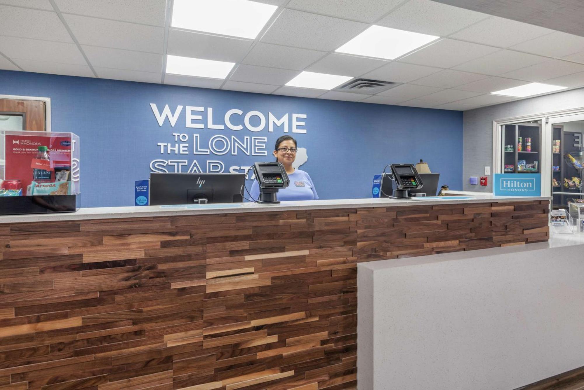 Hampton Inn Brownwood Buitenkant foto